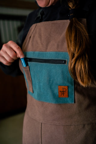 Syringe Holder In Women's Overalls